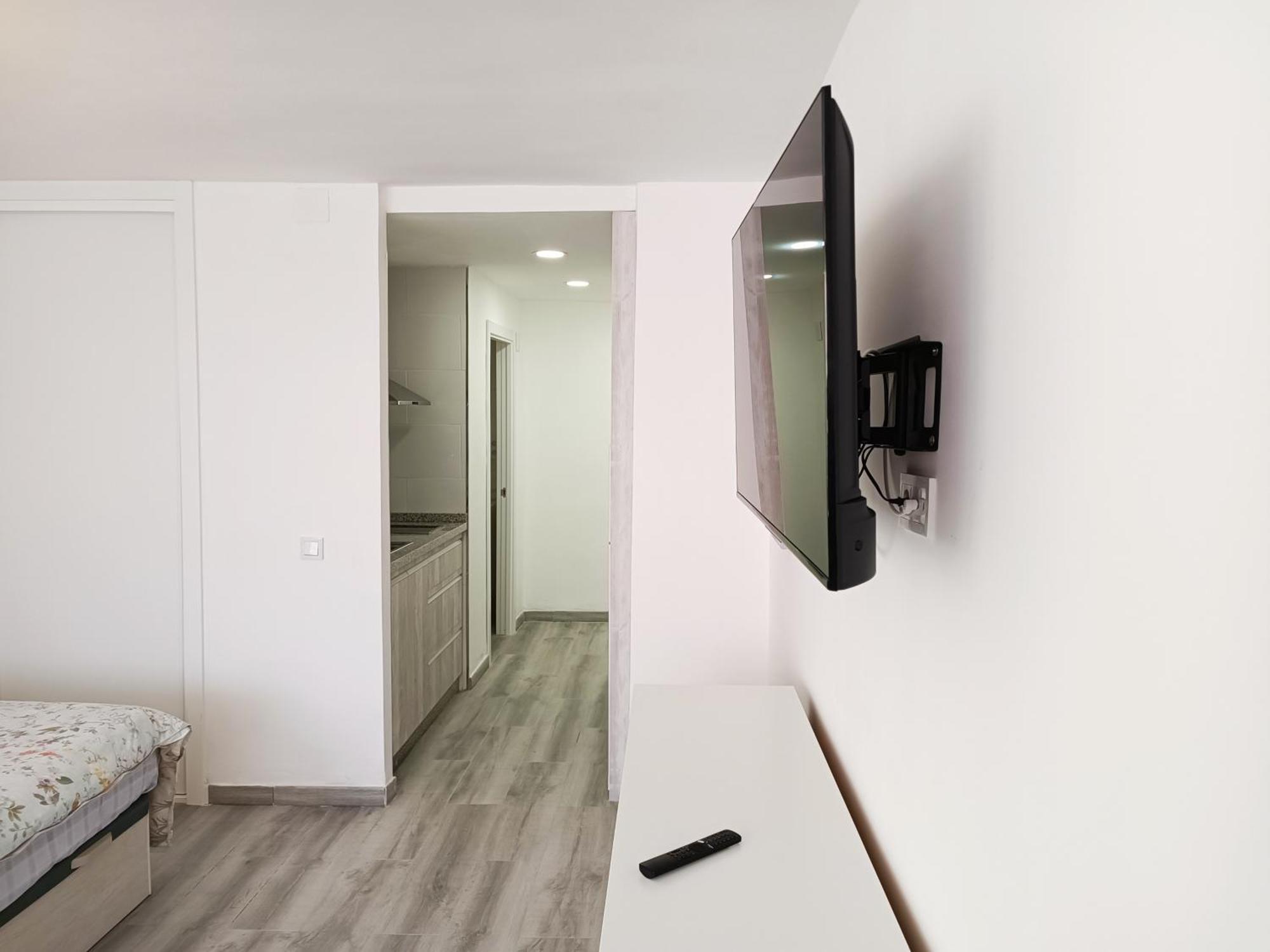Cg3A - Nuevo Estudio, Recien Reformado, Wifi Torremolinos Eksteriør bilde